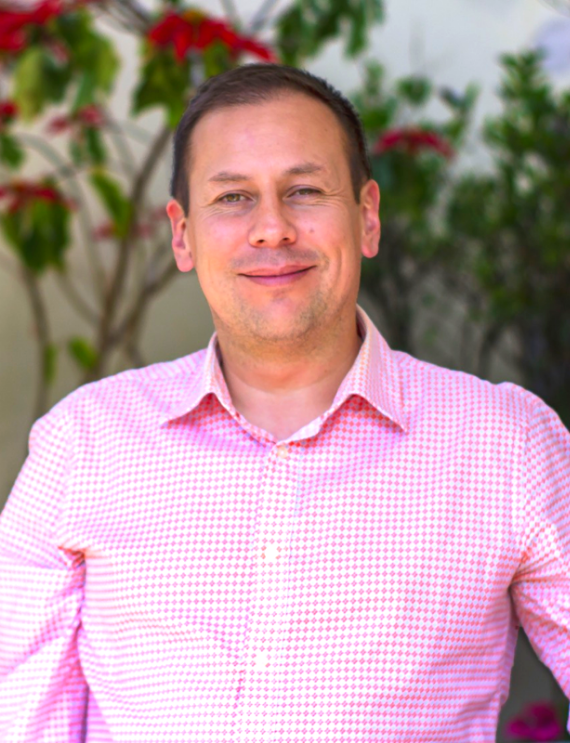 SERGIO CABALLERO<span class="dot">.</span>